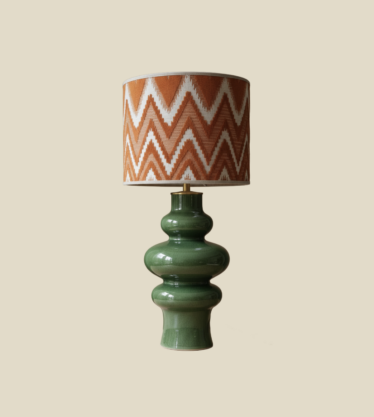 Atelier Lamp Vert – Keramik & Ikat